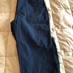 Vina Women's pant size small